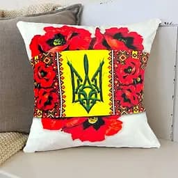 Подушка патріотична Квітуча Україна велюрова 3D 35х35 см