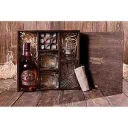 Подарунковий набір віскі Whiskey Stones з камінням для віскі в дерев'яному пеналі №3 + декантер і 2 склянки + щипці + мішечок - мініатюра 3