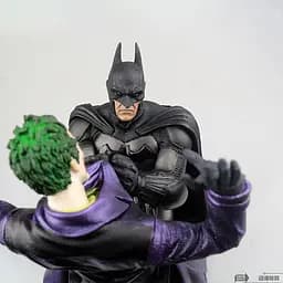 Фігурка Pekkasland Бетмен проти Джокера Batman VS Joker 28см B VS J 28 - мініатюра 4