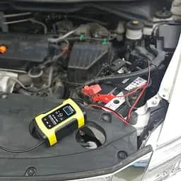 Зарядний пристрій для автомобільного акумулятора Foxsur 12V/5A - мініатюра 7