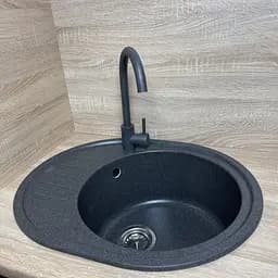 Adamant Набір кухонний Ovum, штучний камінь, овальна, з крилом, 615х495х200мм, чаша - 1, врізна, графіт + змішувач та дозатор - мініатюра 2