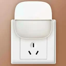 Нічний світильник Xiaomi Yeelight Plug-in Night Light Square Version [YLYD09YL] CN [80164] - мініатюра 4