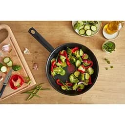 Сковорода Tefal So Recycled, покриття Titanium 2Х, 24 см (G2710453) - мініатюра 5