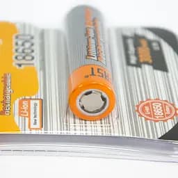 Акумуляторна батарея 18650 3000mAh Li-ion акумулятор батарейка заряджається 3.7V 1 шт - мініатюра 3