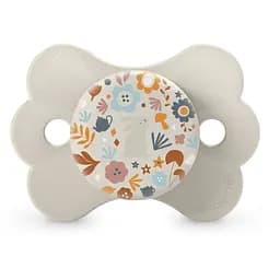 Пустышка Suavinex Wonderland физиологическая в форме бабочки 6-18 месяцев бежевая (308781)