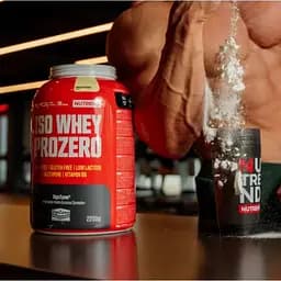 Протеїн з ензимами Nutrend Iso Whey ProZero печиво-крем 2250 г - мініатюра 2