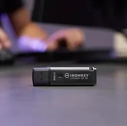 Kingston Накопичувач Kingston 64GB USB 3.2 Type-A Gen1 IronKey Locker+ 50 G2 - мініатюра 7