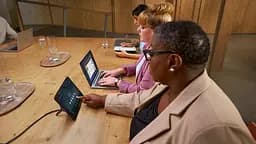 Ноутбук HP EliteBook 865-G11 16' WUXGA IPS AG, AMD R5-8540U, 16GB, F512GB, UMA, 4G, Win11P, сріблястий (9G0K9ET) - мініатюра 9