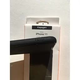 Протиударний чохол Spigen Core Armor для Iphone 11 Black 076CS27072 - мініатюра 6