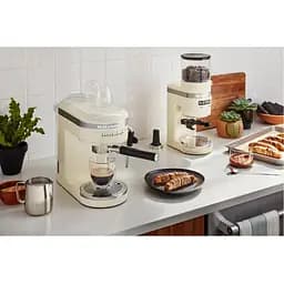 Кавомолка KitchenAid Artisan Almond Cream [5KCG8433EAC] [117747] - мініатюра 10