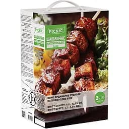 Вино столовое Picnic Шашлычное полусладкое белое 9-12% 2 л