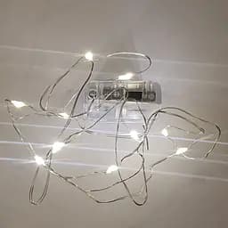 Гірлянда яскрава на двох батарейках AA довжина 120 см 10 LED лампочок із теплим білим світлом 0,6 Вт новорічна