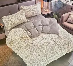 Постельное белье сатин Laura-Grand 17 евро комплект с 4 наволочками Бежевый с узорами