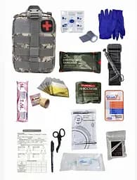 Аптечка укомплектована №9 в підсумку зі швидким скидом