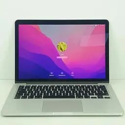 Ноутбук Apple MacBook Pro 13'' A1502 Retina (C02RK22TFVH6) (i5-5257U/8/256SSD) - Class B