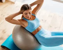 М'яч для фітнесу (фітбол) PowerPlay 4001 Ø65 cm Gymball Сірий + помпа (PP_4001_65_Grey) - мініатюра 3