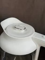 Дисковий скляний електрочайник Grunhelm EKG-25010W 1,2л 1630Вт Білий - мініатюра 4