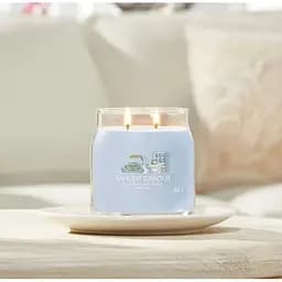 Свічка Yankee Candle Medium A Calm & Quiet Place Спокійне та тихе місце 368 г (1701384E) - мініатюра 2