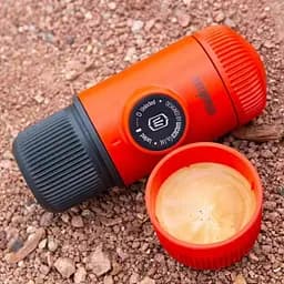 Еспресо-кавоварка Wacaco Nanopresso 18 барів 80 мл з чохлом Червоний - мініатюра 6