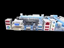 Материнська плата Gigabyte GA-H67A-D3H-B3 LGA 1155 (GA-H67A-D3H-B3) Б/В - мініатюра 3