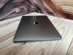 Ноутбук Apple MacBook Pro 15" 2018 i7-8850H/32/512 (C02Y13FFJGH6) Б/в - мініатюра 5