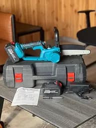 Бездротова акумуляторна міні ланцюгова пилка chain saw 8 дюймів з подачею олії 2 акб і зарядним пристроєм  - мініатюра 8