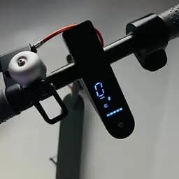 Електросамокат Kugoo M365 (350W, 7.5Ah) Чорний - мініатюра 9
