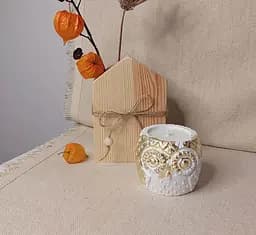 Эко свеча Svich Shop ручной работы Совятка в подарочной коробке