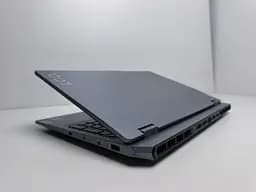 Ноутбук Lenovo 15.6 LOQ 15ARP9 FHD IPS 144Hz/Ryzen 5 7235HS/16GB/512SSD/RTX 4050 6GB/DOS (83JC00LYUS) - мініатюра 2