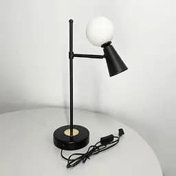 Черная лампа с белым плафоном на два источника света | Арт. YG 8006-2T BK | Line F