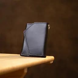 Шкіряна ключниця GRANDE PELLE 7.5х10х2 см acs0018679 - мініатюра 4