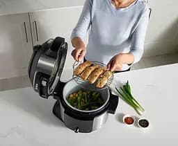 Мультиварка-скороварка Ninja Foodi SmartLid Multi Cooker 6 л (OL550EU) - мініатюра 5