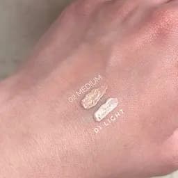 Консилер під очі Eveline Magical Perfection Concealer відтінок 01 Light 15 мл (LMKKORTLIG) - мініатюра 4