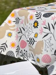 Водовідштовхувальна Скатертина Великодні зайчики 220х140 см (+ 4 серветки 30х40)