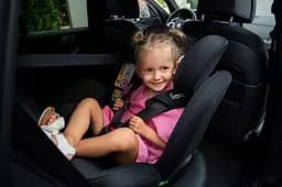 Дитяче автокрісло Lionelo Bastiaan i-Size Pink Baby, рожеве (LO-BASTIAAN I-SIZE PINK BABY) - мініатюра 2