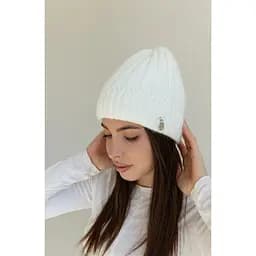 Теплая женская шапка Ангора Рейчел двухслойная с брошью Белый