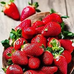 Саджанець Agro-Market Полуниця яскраво-червона Місіс Віллоу (Mrs. Willow) (преміальний ремонтантний сорт, італійська селекція) 5 шт. в пакуванні (37286)