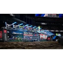 Ключ активації Microsoft Monster Energy Supercross 4 - Special Edition для Xbox Series - мініатюра 3