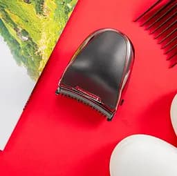 Машинка для стрижки Remington Quickcut Pro, мережа+акум., роторний мотор, насадок-12, титан.напил., чорний - мініатюра 4