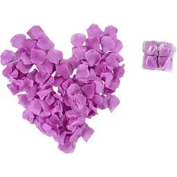 Лепестки роз