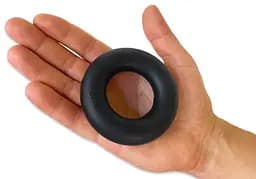 Еспандер кистьовий кільце EasyFit Ring 32 кг чорний - мініатюра 3