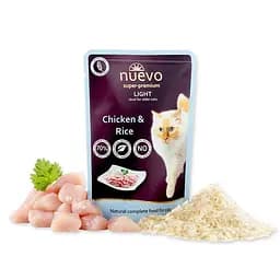 Упаковка паучів для котів схильних до ожиріння з куркою та рисом Nuevo Light Adult Pouch 85 г