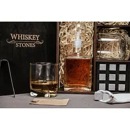 Подарунковий набір Whiskey Stones камені для віскі в дерев'яному пеналі №7 + декантер і 2 склянки Luna + щипці + мішечок - мініатюра 5