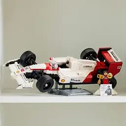 Уцінка. Конструктор LEGO Icons McLaren MP4/4 і Айртон Сенна 693 деталей (10330) - мініатюра 3