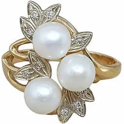 Золотое кольцо с бриллиантами и жемчугом. 8610082 18