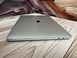 Ноутбук Apple MacBook Pro 13" 2020 i7-1068NG7/32/512 (C02DV4MMML87) Б/в - мініатюра 5
