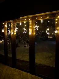 Гирлянда на окно Теплый свет 3 метра Бахрома Звезды и Луна 138 лампочек Laplandia светодиодная от сети (ww.02.5Т.138+L)