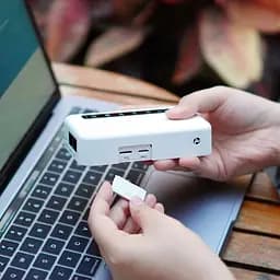 WiFi 4G LTE-маршрутизатор GL.iNet Puli (GL-XE300-EU) CAT4 / CAT6 з акумуляторною батареєю 5000mAh (73-01009) - мініатюра 8
