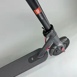 Електросамокат E-Scooter M365 Premium 11Ah чорний - мініатюра 5