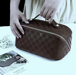 Жіноча косметичка із еко шкіри Edibazzar Темно-коричнева - мініатюра 2